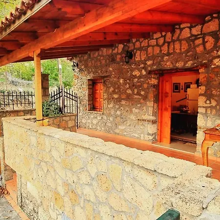 σπίτι στο βουνό *